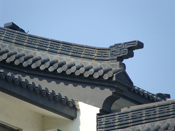 筒瓦廠(chǎng)家告訴你琉璃筒瓦的具體作用是什么？